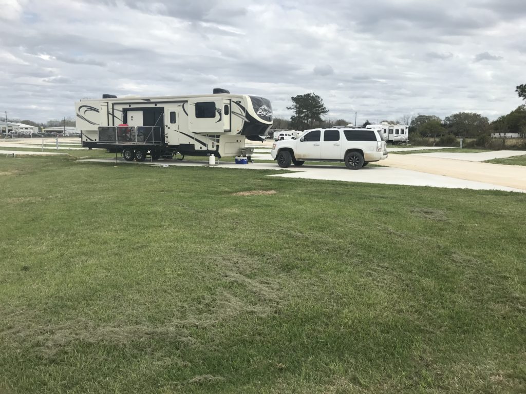 Dayton Pines RV Park RV park in Dayton, TX (photo 4)